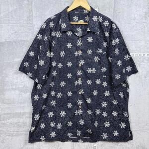 Tommy Bahama Snowflake Print Shirt Men Sz XL Navy Holiday Short Sleeve Button Up
